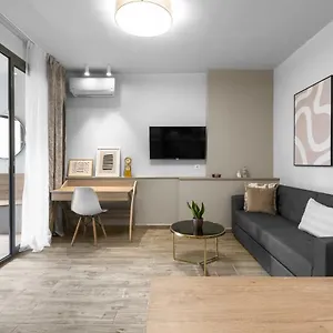 Big Apple #2, Nilie Hospitality Mgmt Apartment